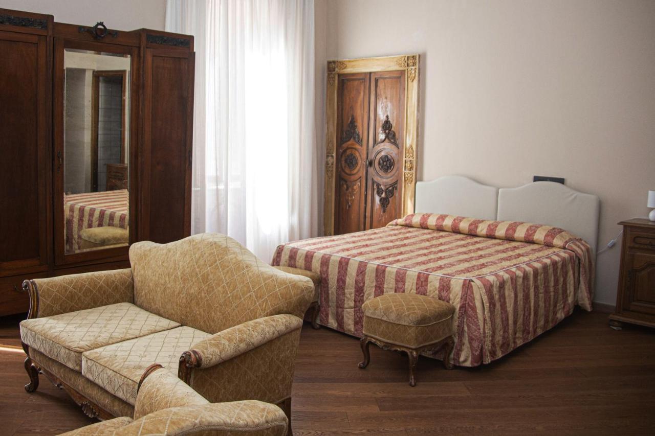 Hotel Tornielli 9 By Lvg Hotel Collection Novara Ngoại thất bức ảnh