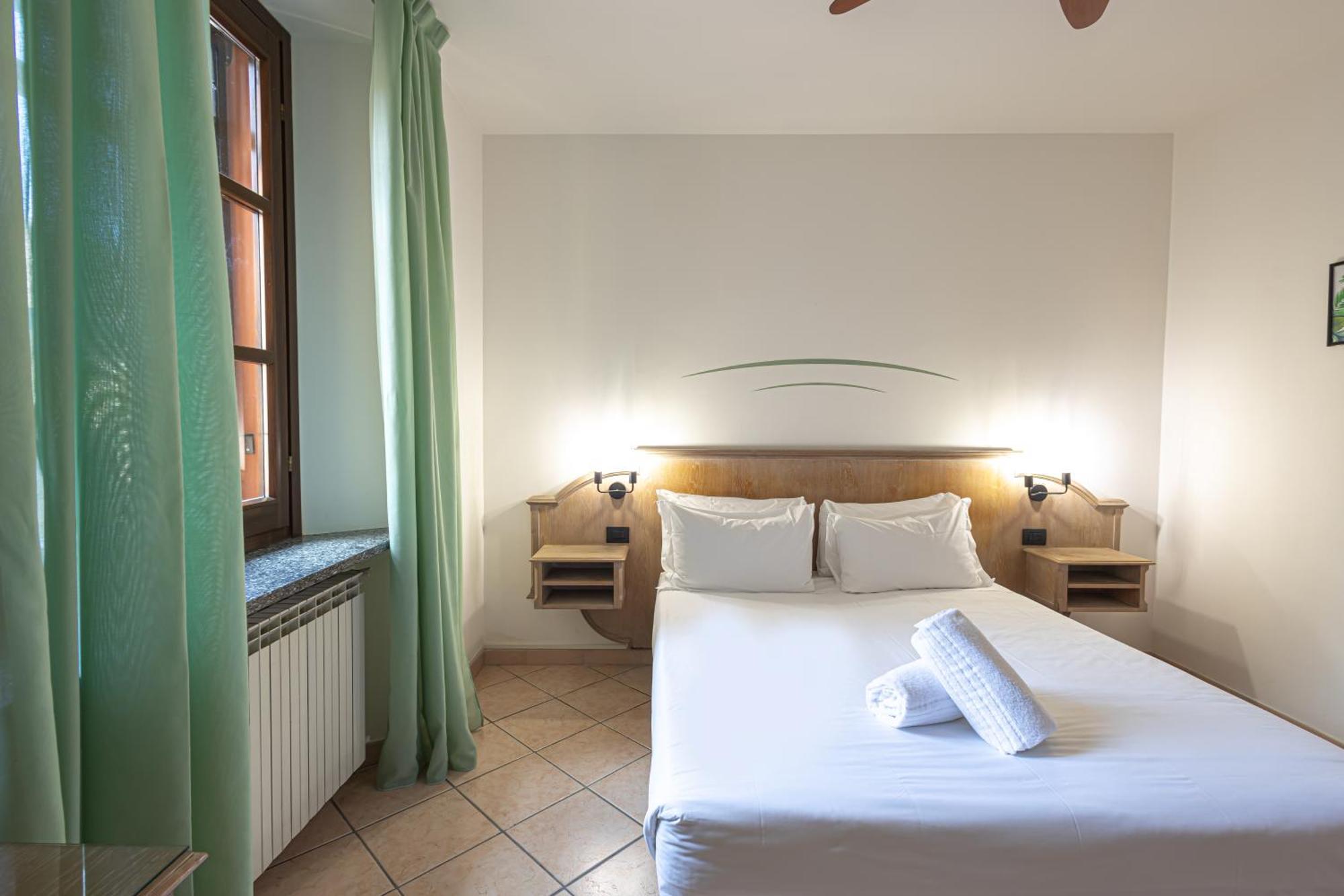 Hotel Tornielli 9 By Lvg Hotel Collection Novara Ngoại thất bức ảnh
